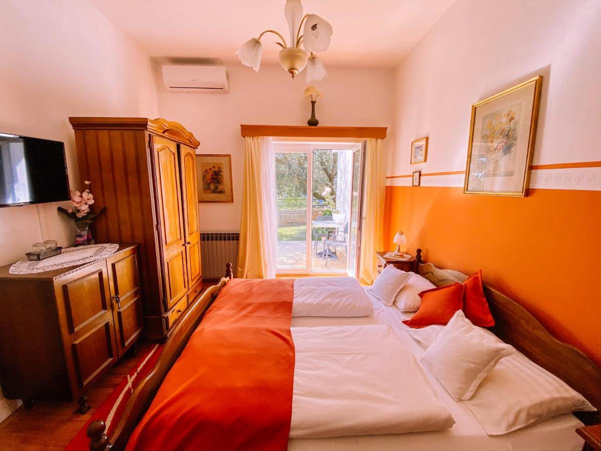 Guest House Sosi Umag Exteriör bild